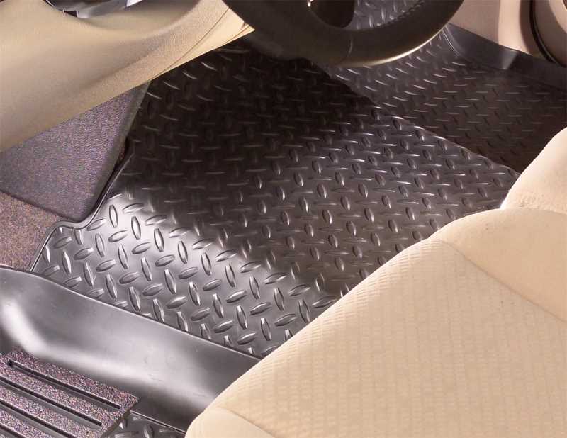 Classic Style Floor Liner Center Hump 82241